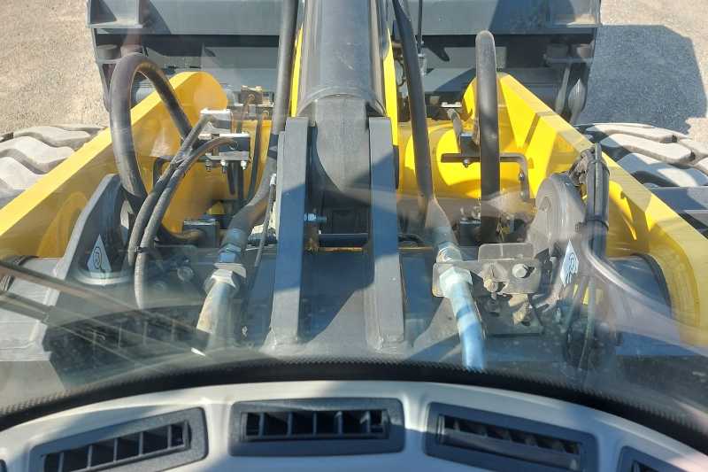 OmecoHub - Immagine NEW HOLLAND W170D